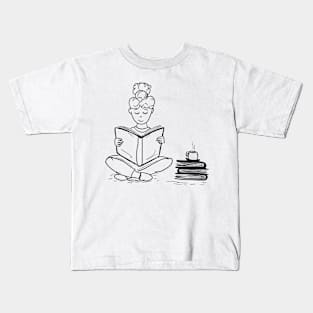 Read more books Kids T-Shirt